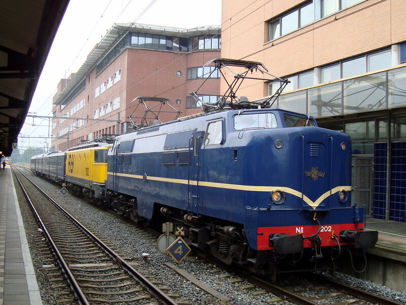 Blue Electric Locomotive — Neutral, Morning