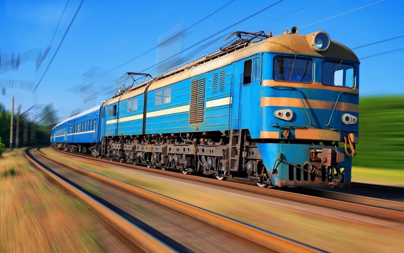 Blue Electric Train — Dynamic, Afternoon