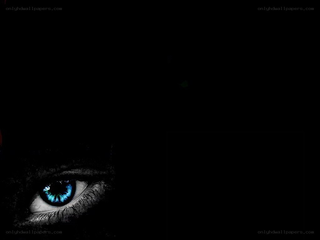 blue eye in darkness