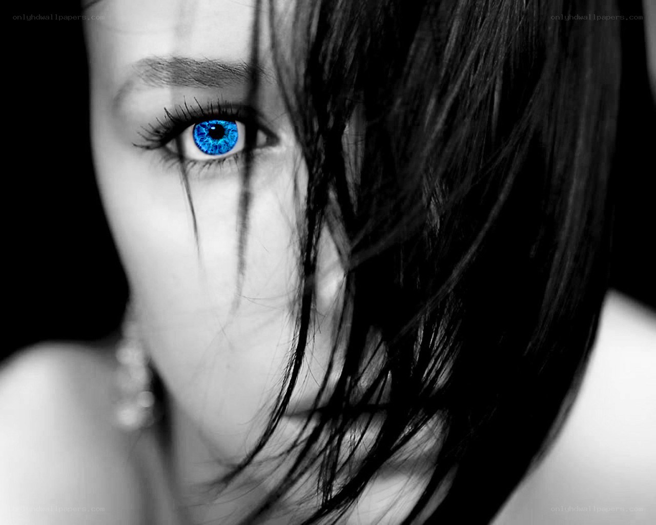 blue eye portrait