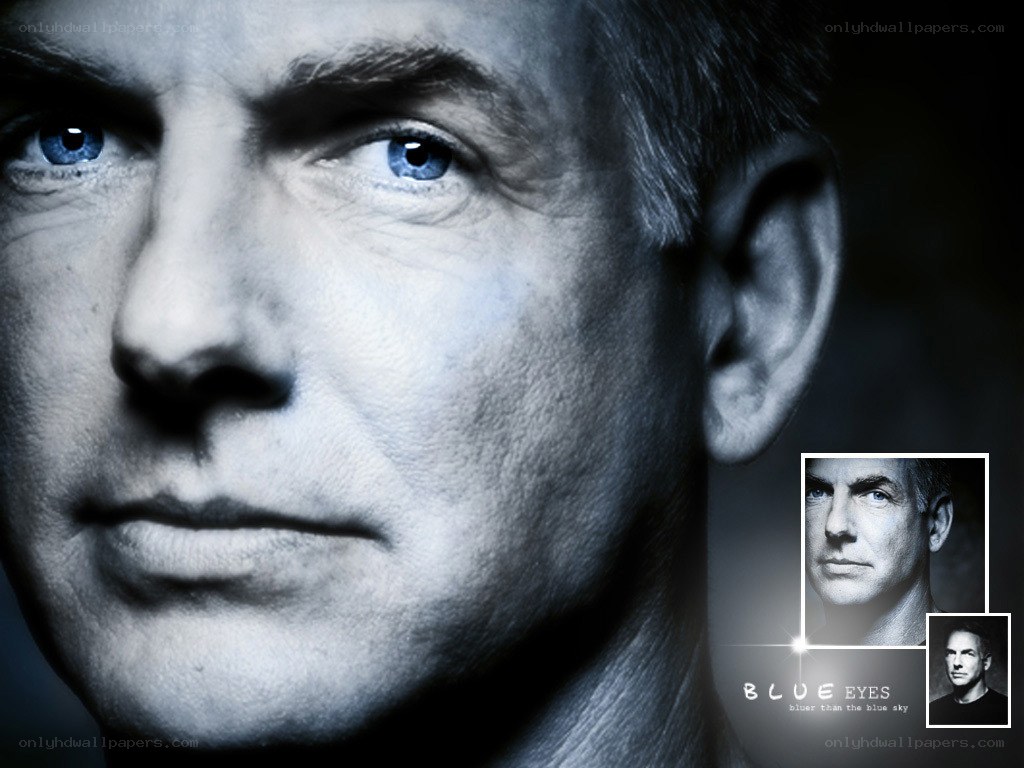 blue eyes portrait