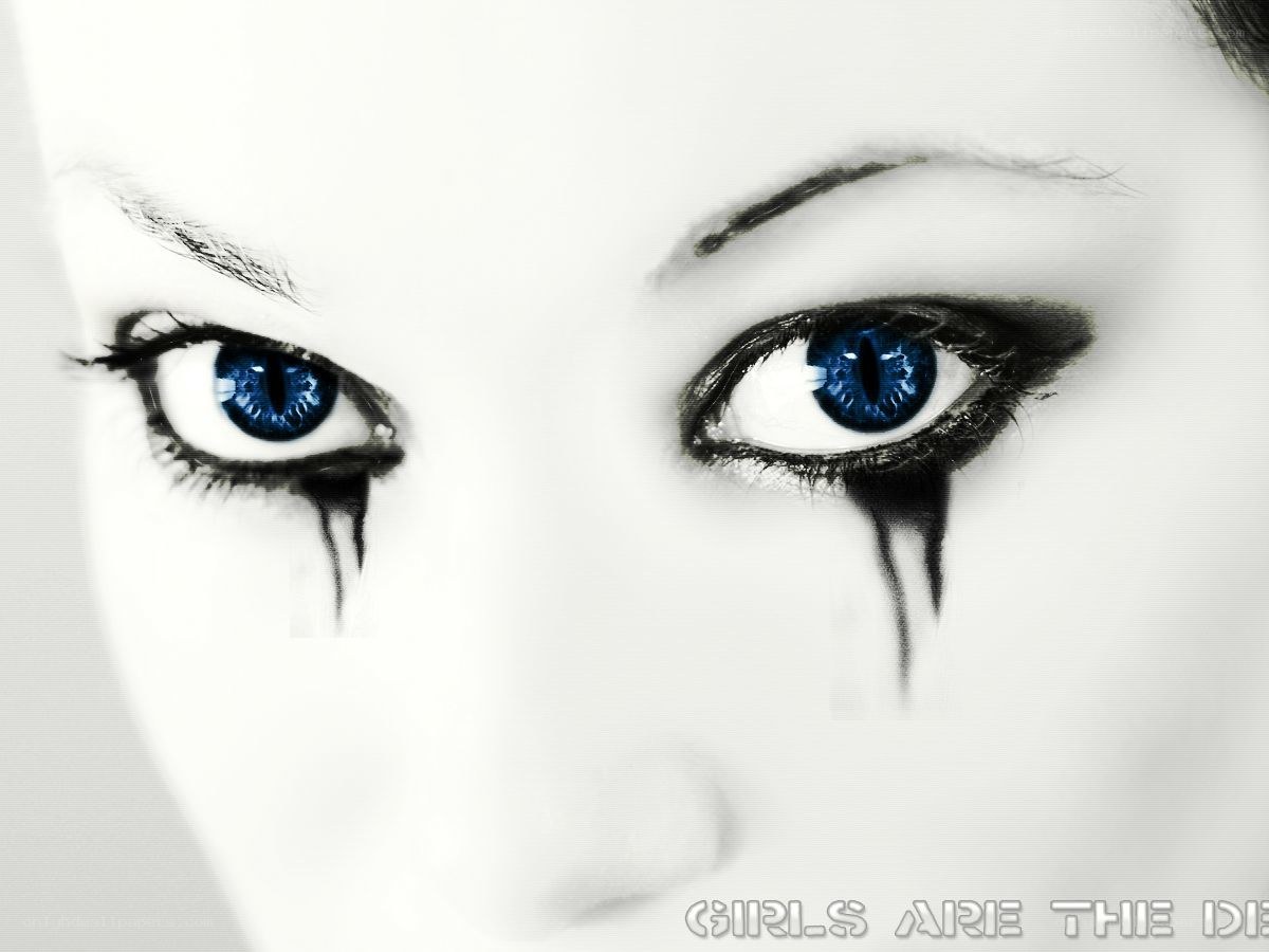 blue eyes with black tears