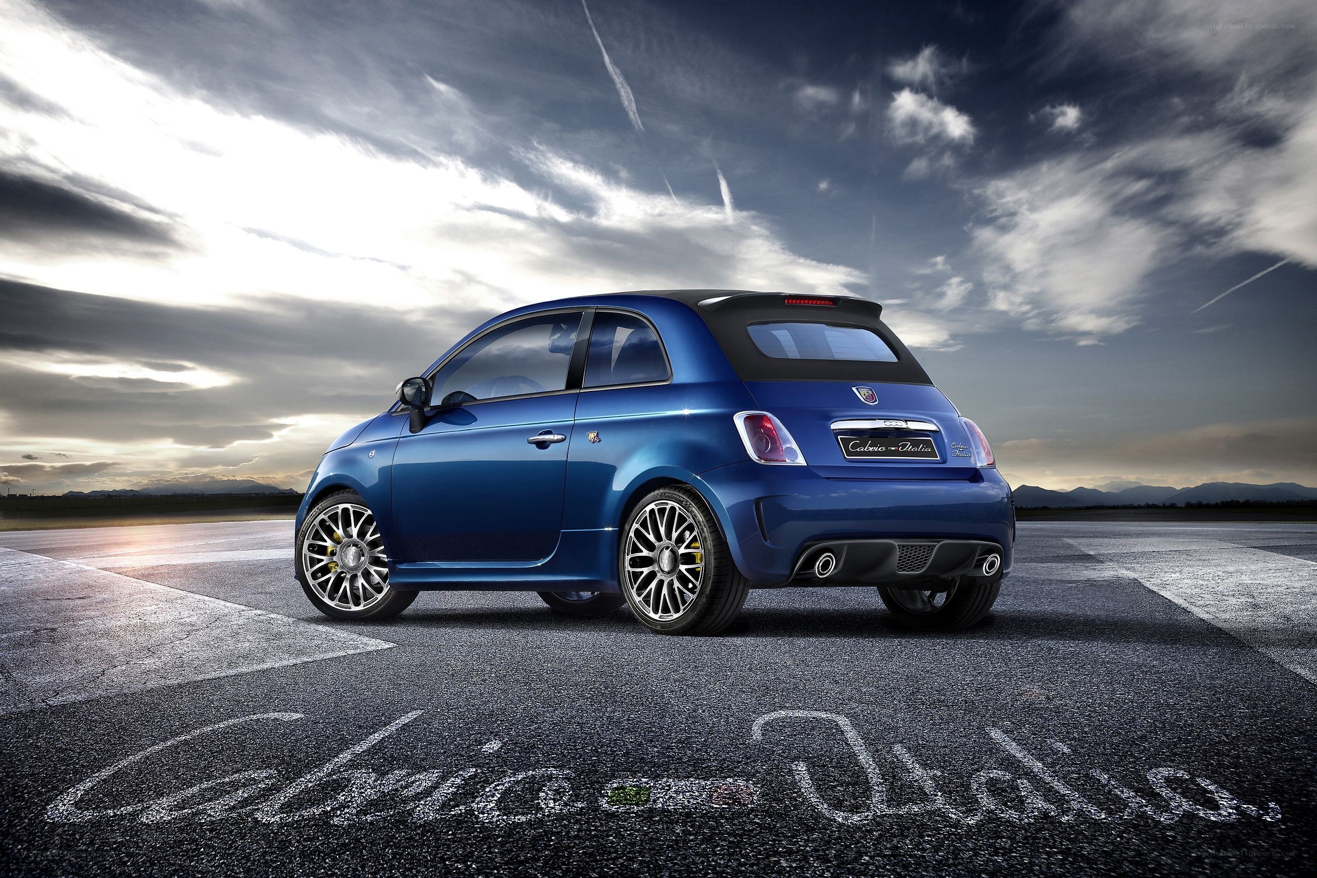 Blue Fiat 500 Abarth