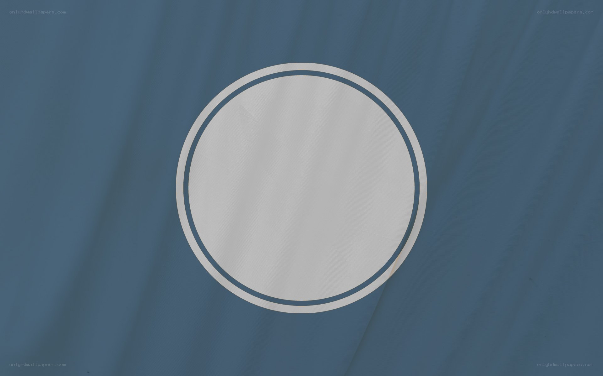 blue flag with white circle