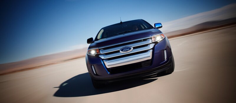 blue ford edge in motion