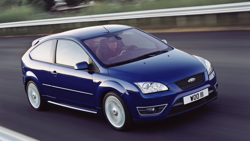 blue ford focus in motion
