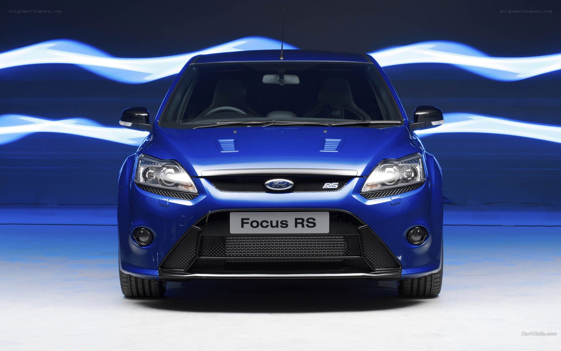 Blue Ford Focus RS car