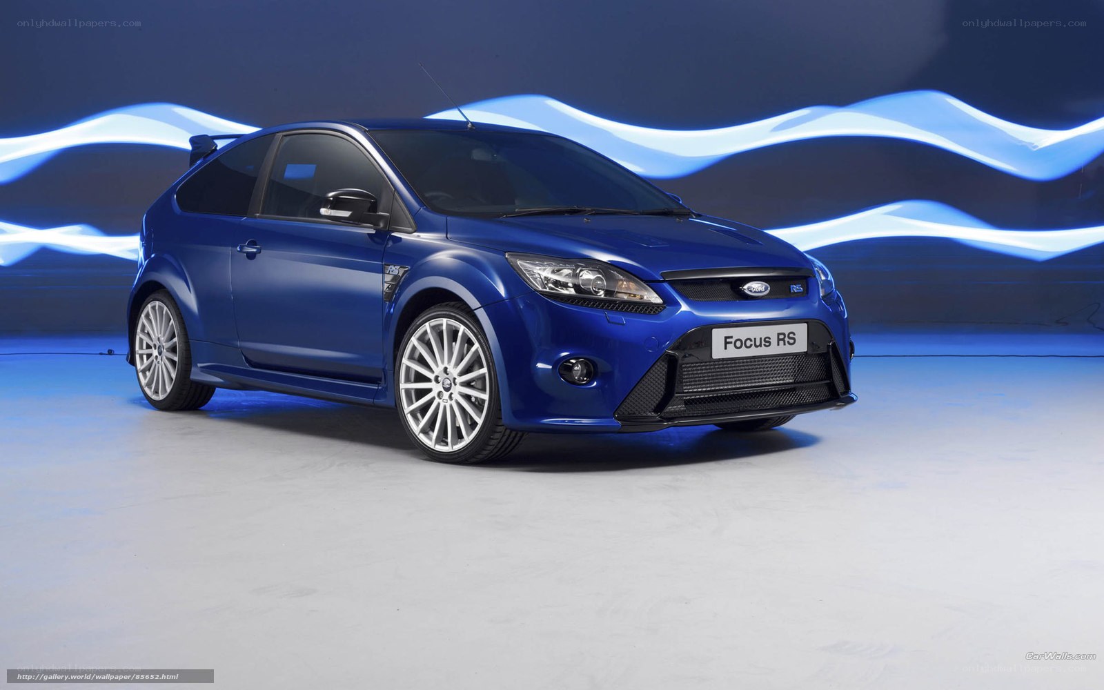 Blue Ford Focus RS car