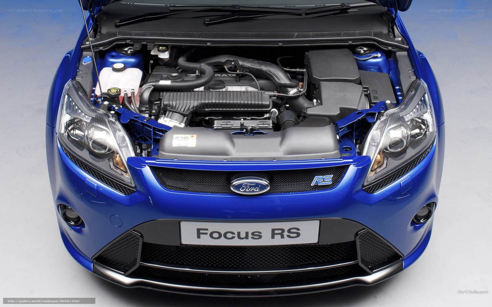 Blue Ford Focus RS engine