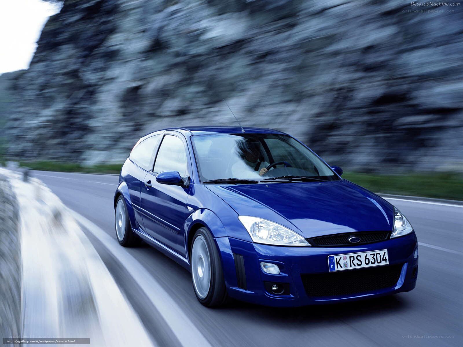 blue ford focus rs in motion