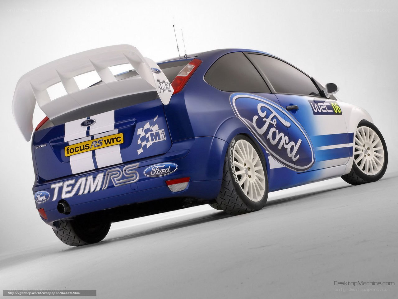 blue ford focus rs rally car