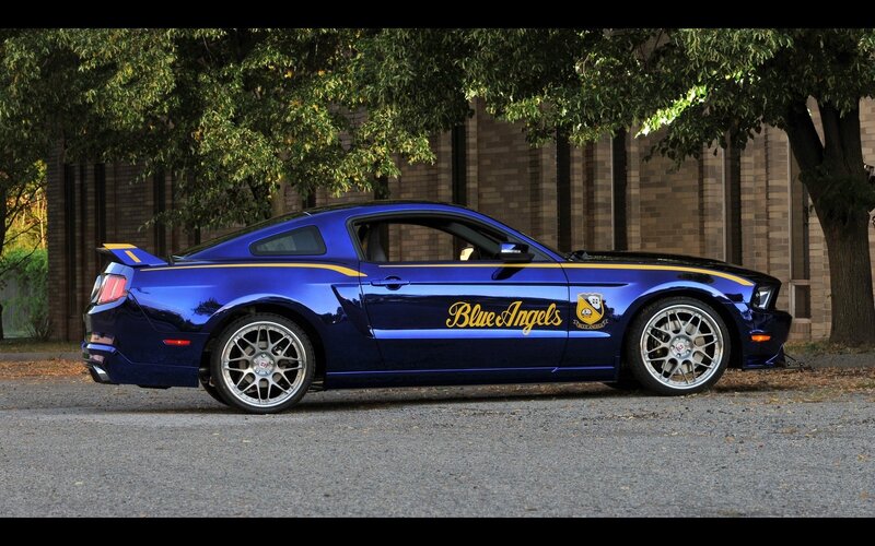 Blue Ford Mustang — Calm