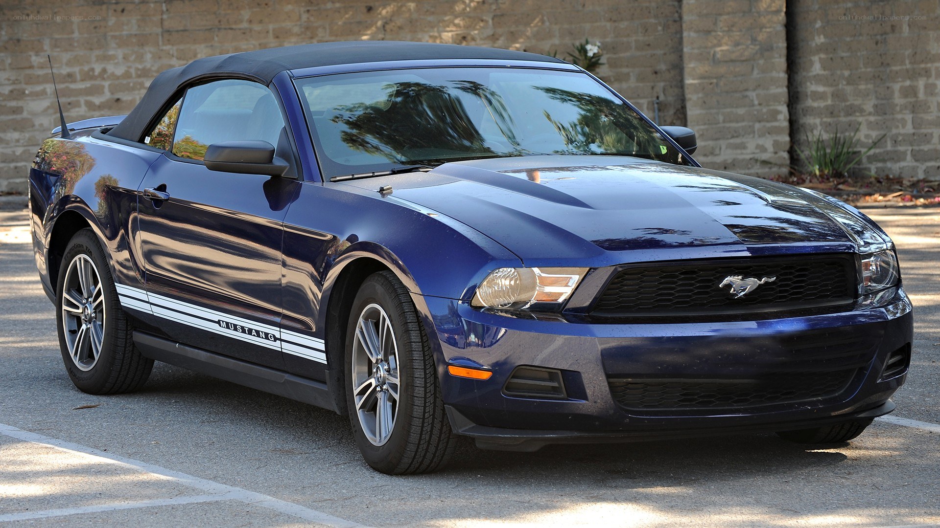 Blue Ford Mustang convertible