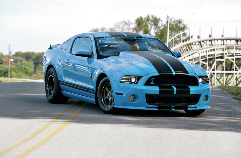 Blue Ford Mustang — Dynamic, Afternoon, Photograph