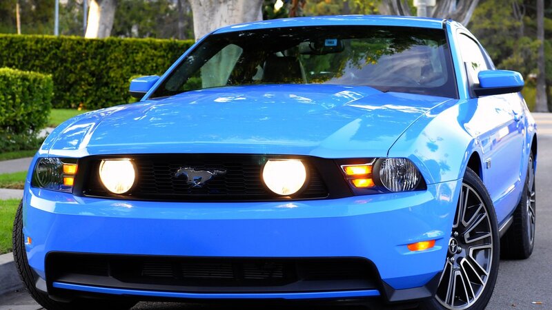 blue ford mustang front view