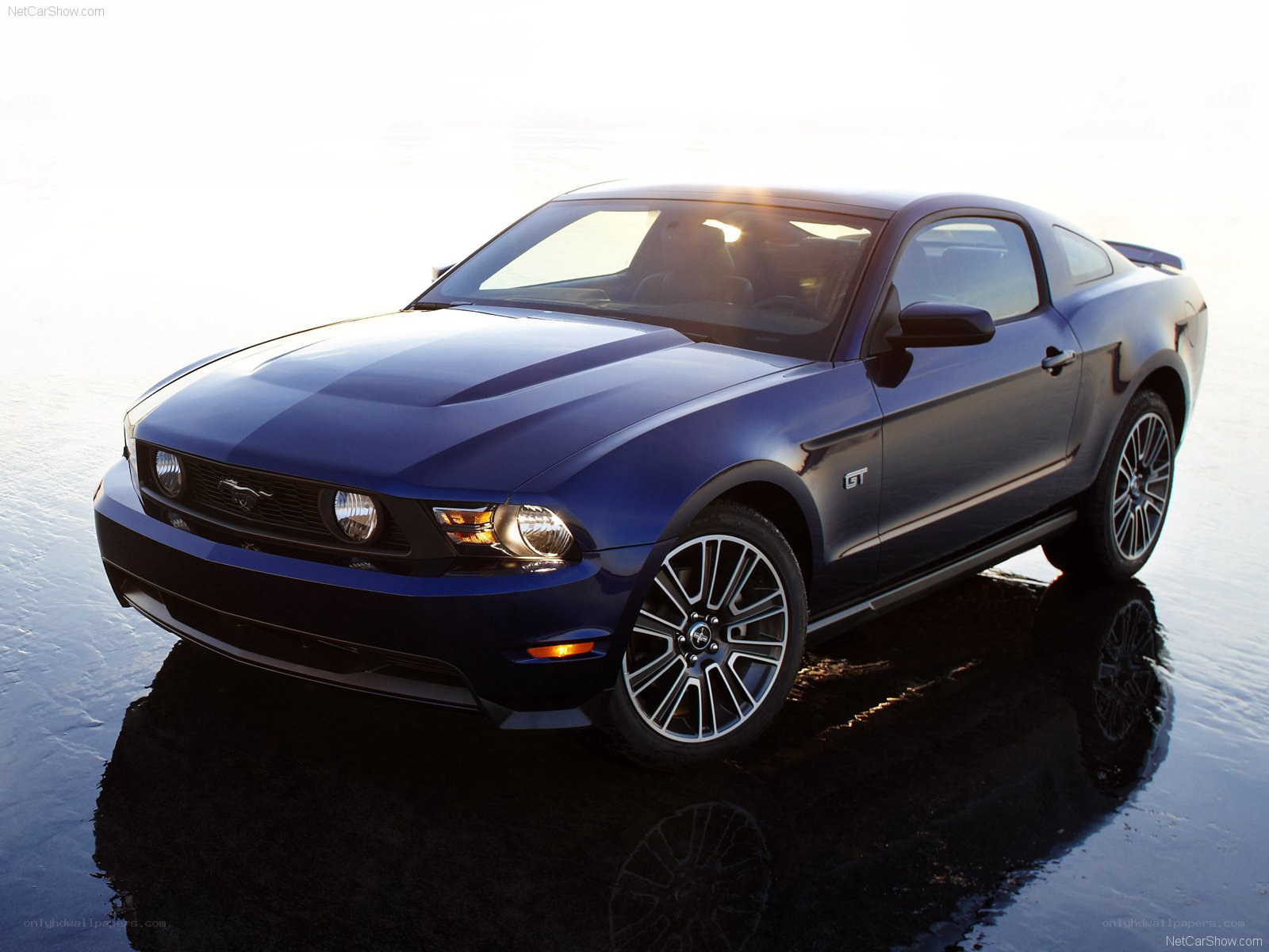 Blue Ford Mustang GT