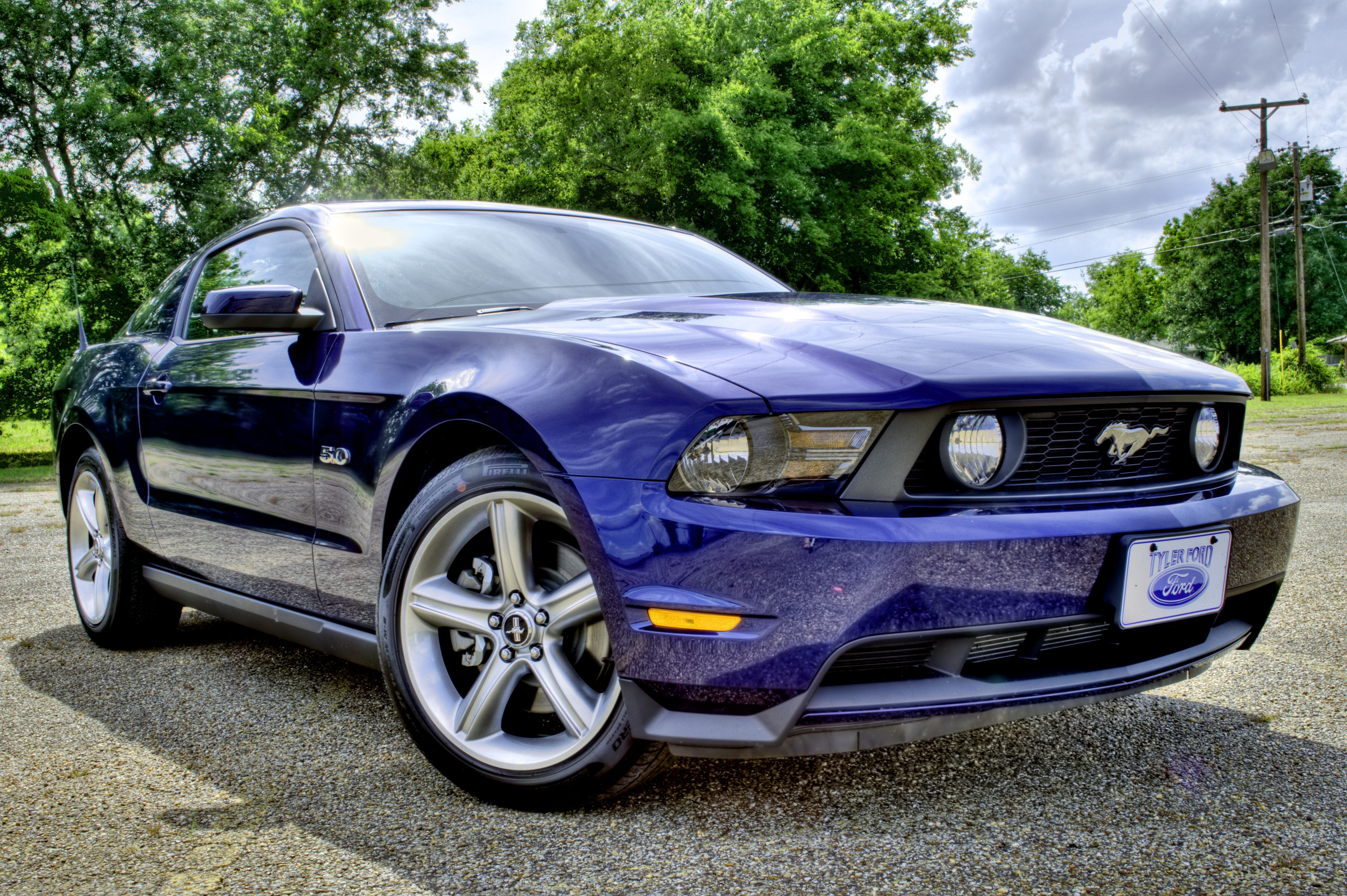 Blue Ford Mustang GT