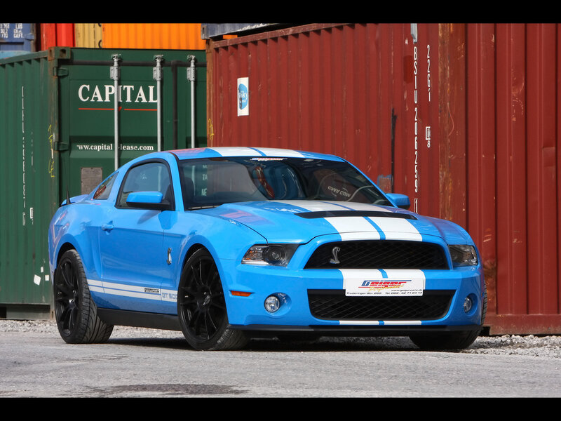Blue Ford Mustang GT500