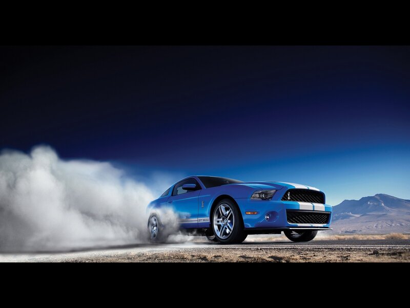 Blue Ford Mustang GT500 burnout