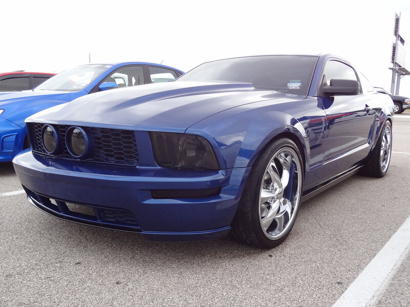 Blue Ford Mustang — Neutral, Photograph