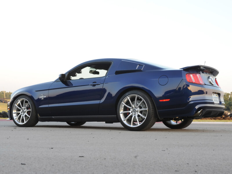 blue ford mustang shelby gt500