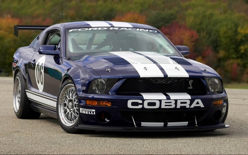 Blue Ford Shelby Cobra race car