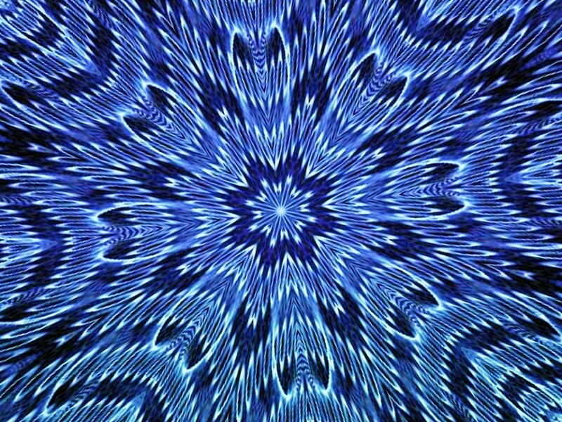 Blue Fractal Pattern — Hypnotic, Abstract, Radiating