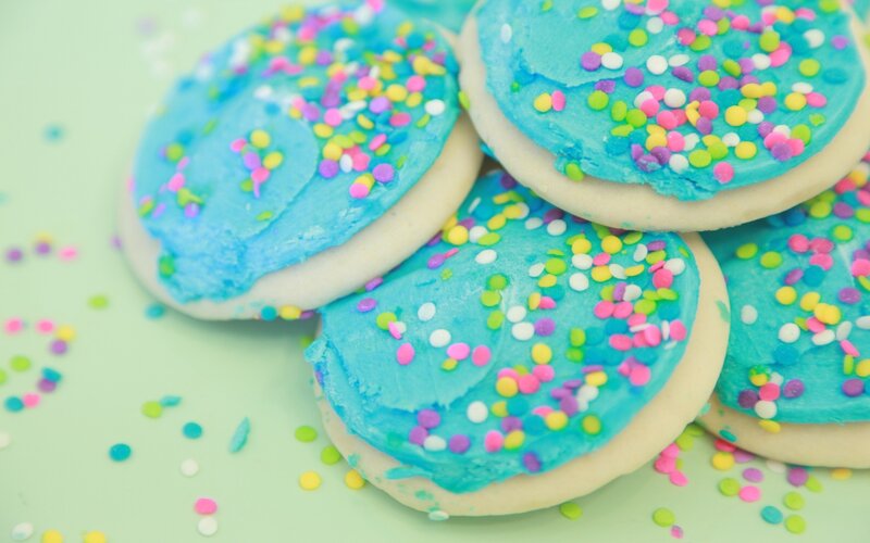blue frosted cookies with sprinkles