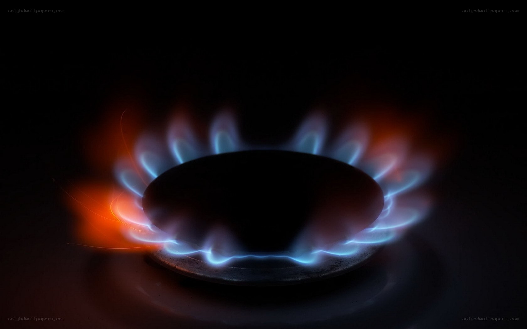 blue gas flame on stove