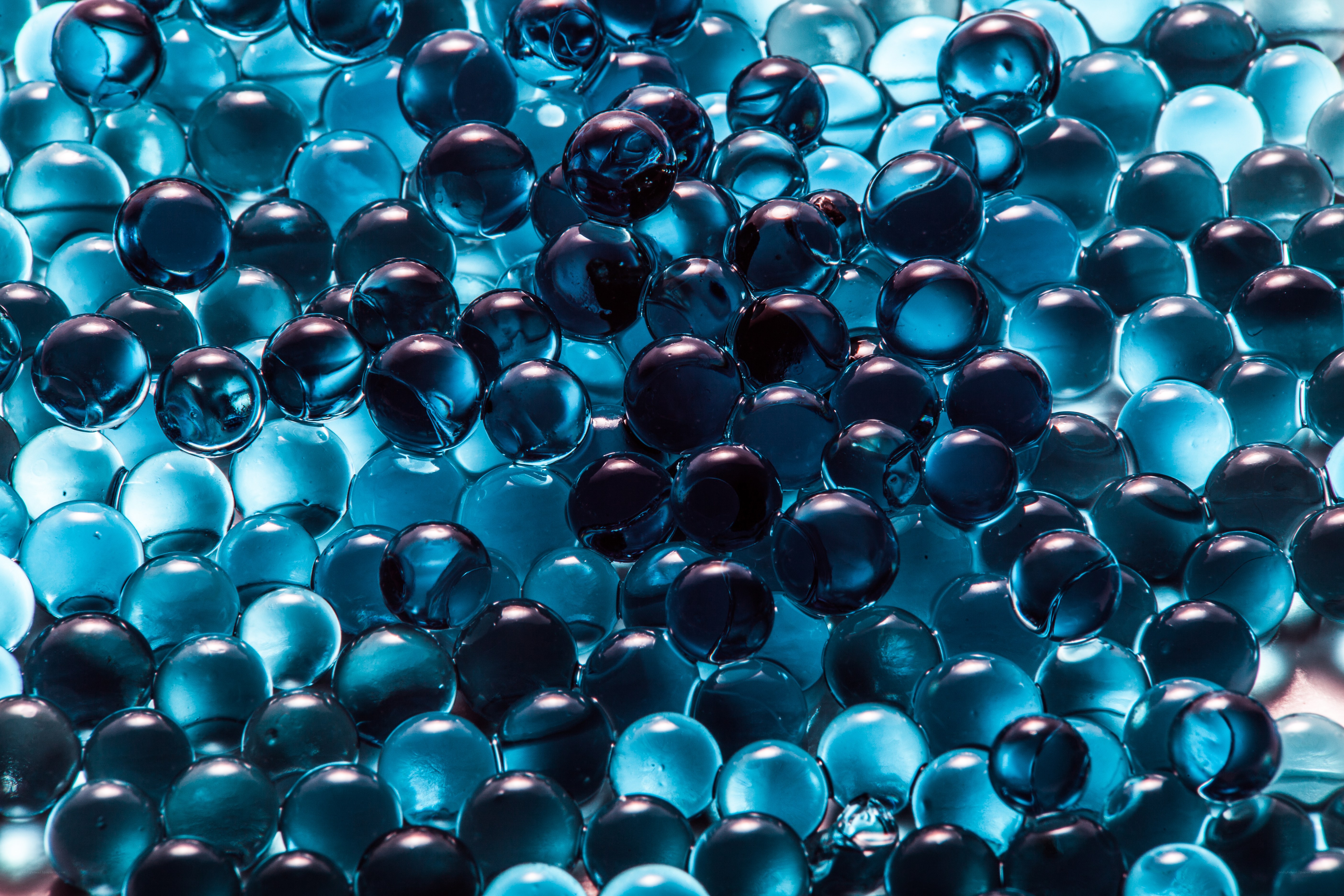 Blue gel beads close-up
