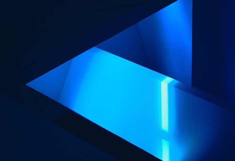 Blue geometric light structure