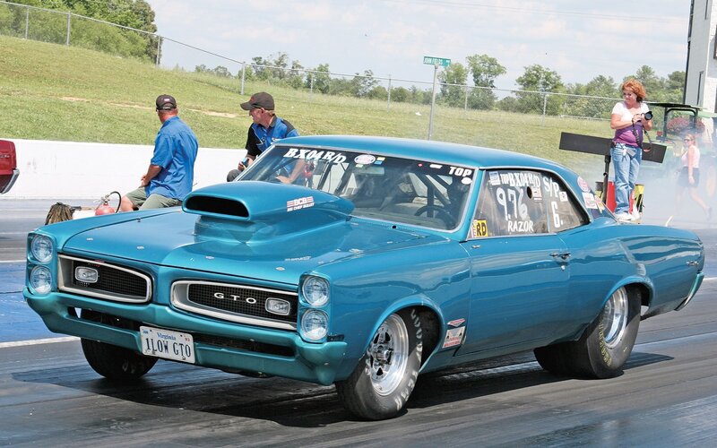 Blue GTO drag racing car