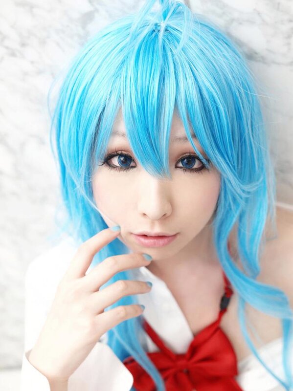 blue-haired anime cosplayer