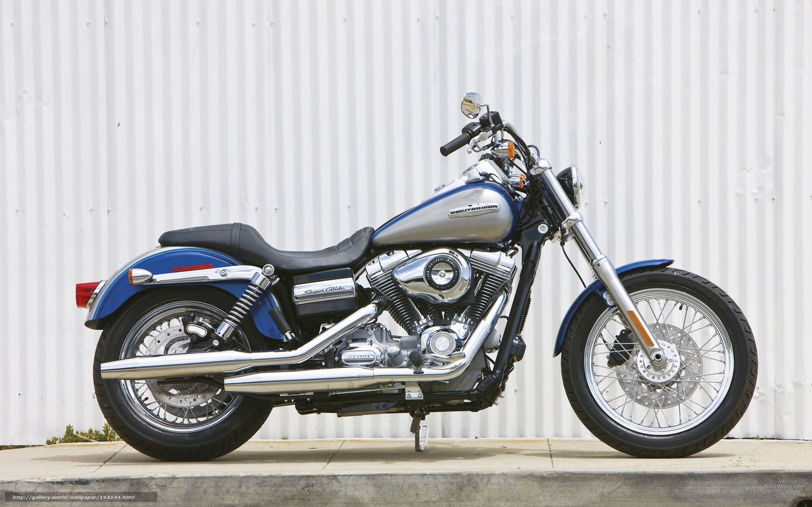 Blue Harley-Davidson motorcycle