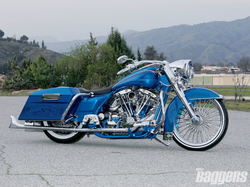 Blue Harley-davidson Motorcycle — Calm