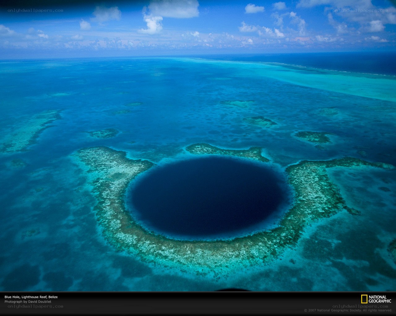 Blue Hole at Lighthouse Reef