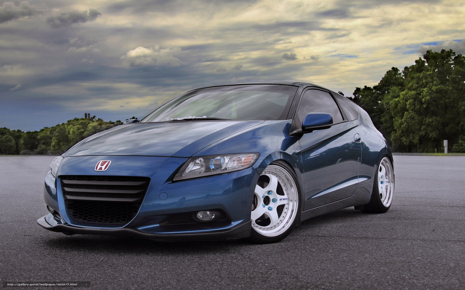 Blue Honda CR-Z sports car