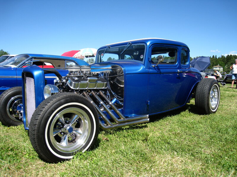 Blue Hot Rod Car — Outdoor