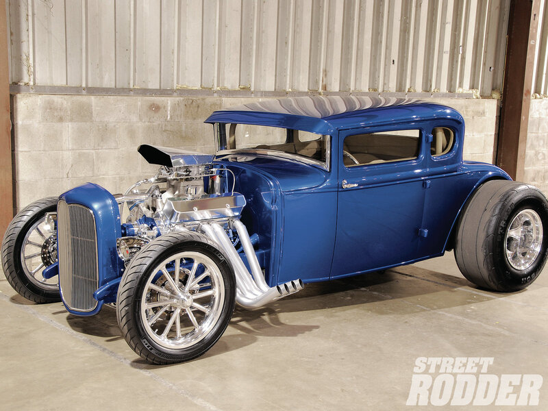 Blue Hot Rod Car — Showcase, Photograph