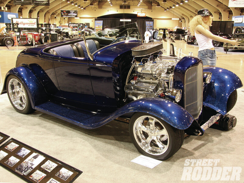 Blue Hot Rod Car — Showroom, Photograph