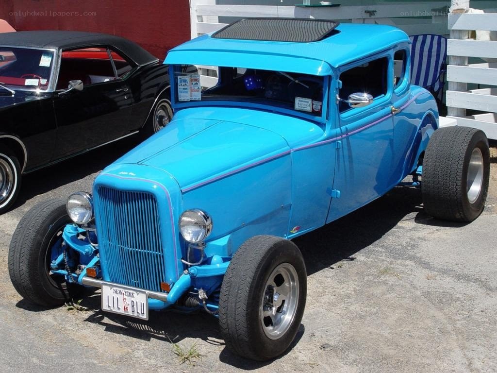 blue hot rod car