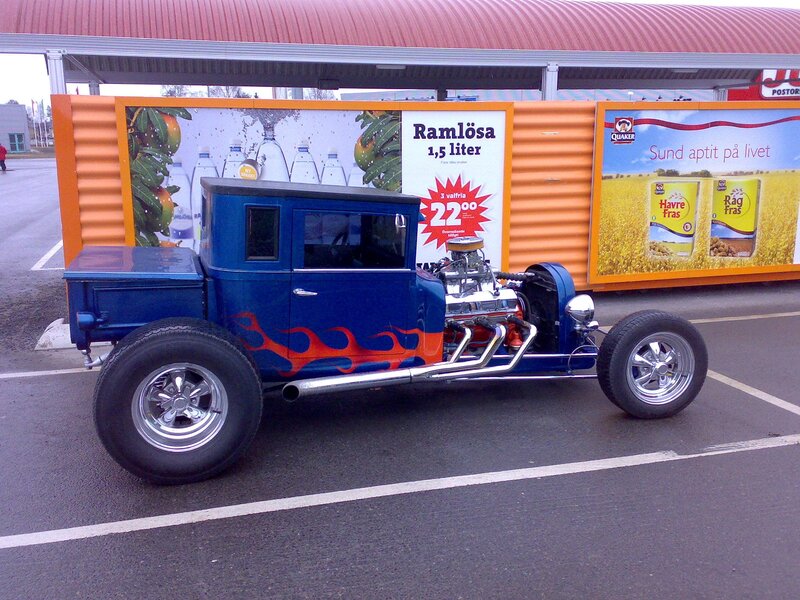 Blue Hot Rod Truck — Neutral