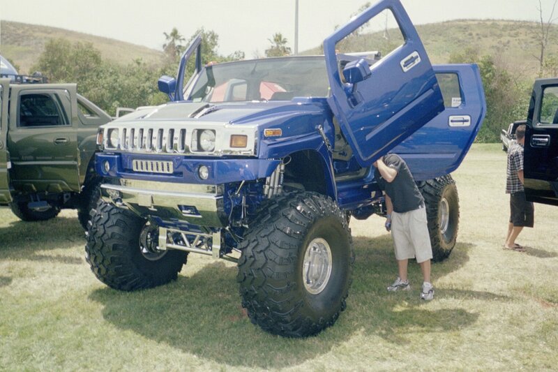 Blue Hummer H2
