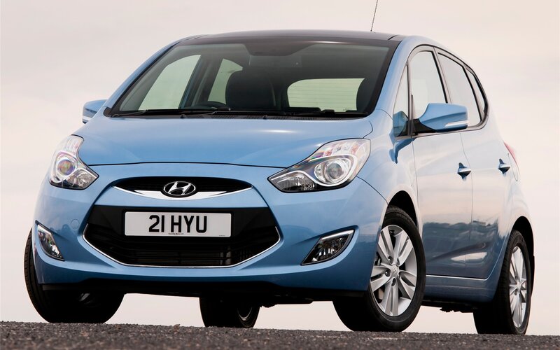 blue hyundai i10 car