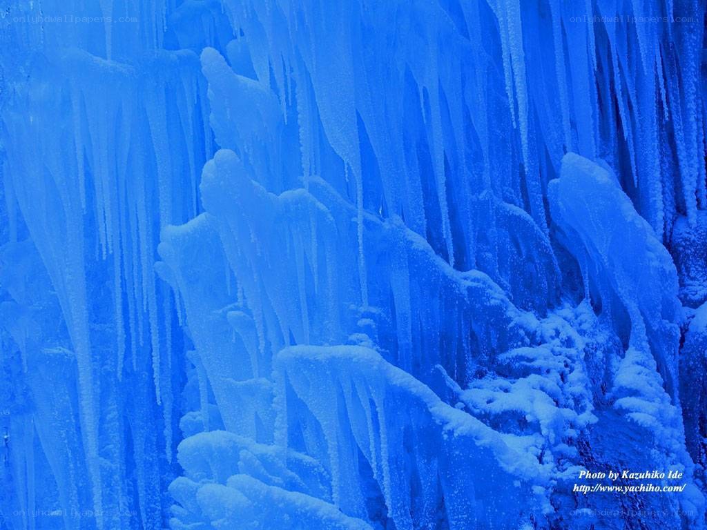 blue ice formations