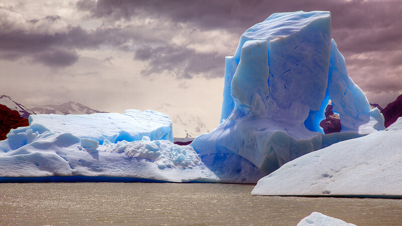 Blue Iceberg in Water — Dramatic, Photograph