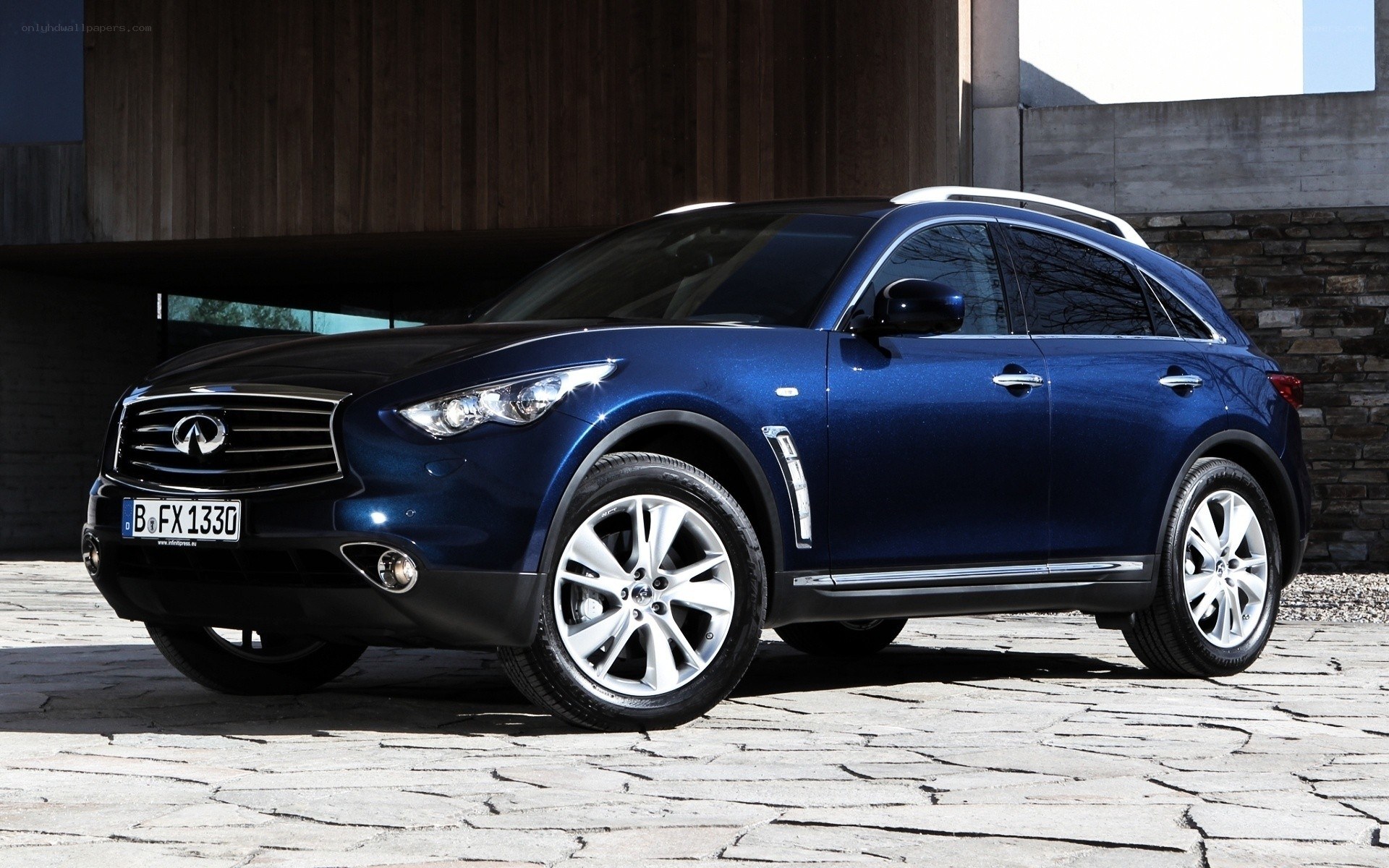 blue infiniti fx suv