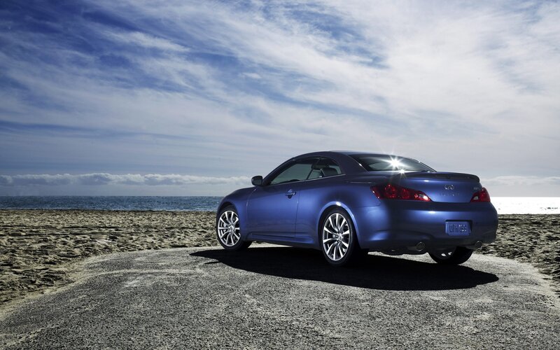 Blue Infiniti G37 Convertible on Beach