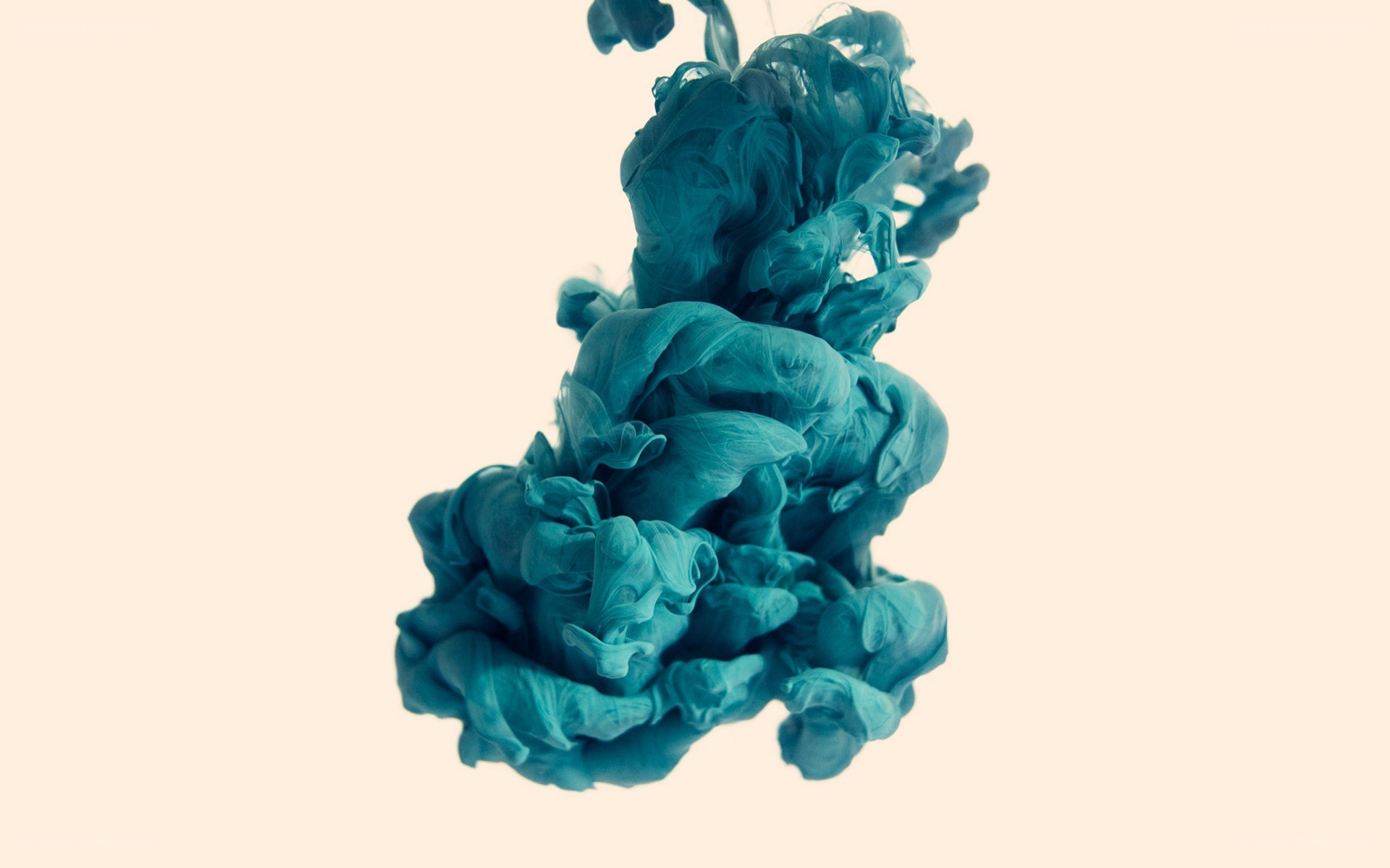 blue ink cloud in water