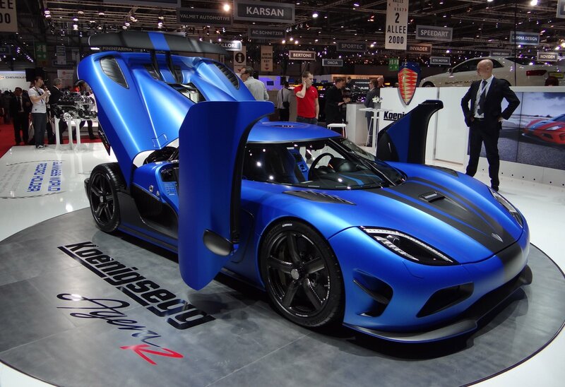 Blue Koenigsegg Agera R — Dramatic, Photograph